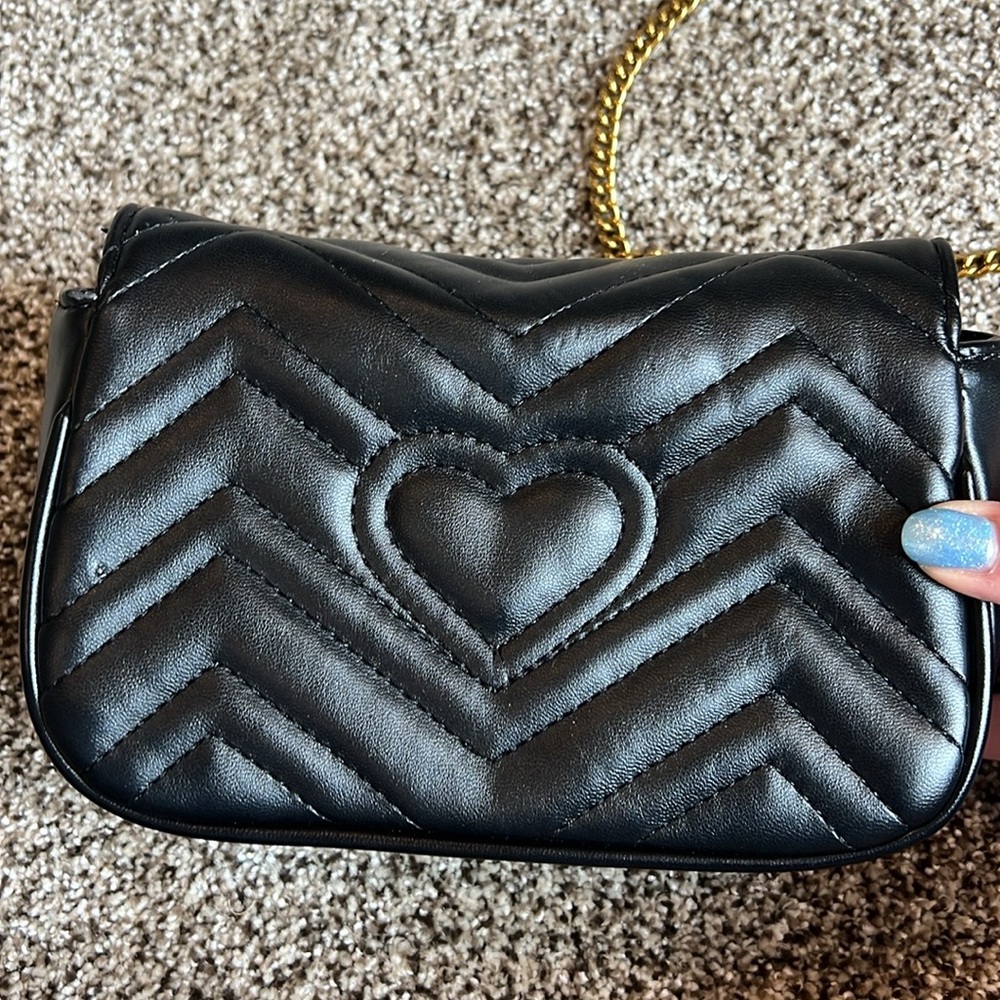 GG Quilted Crossbody - Picture 4 of 6